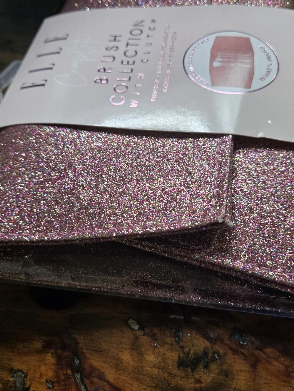 ELLE Complete 4-Piece Makeup Brush Collection with Pink Glitter Clutch